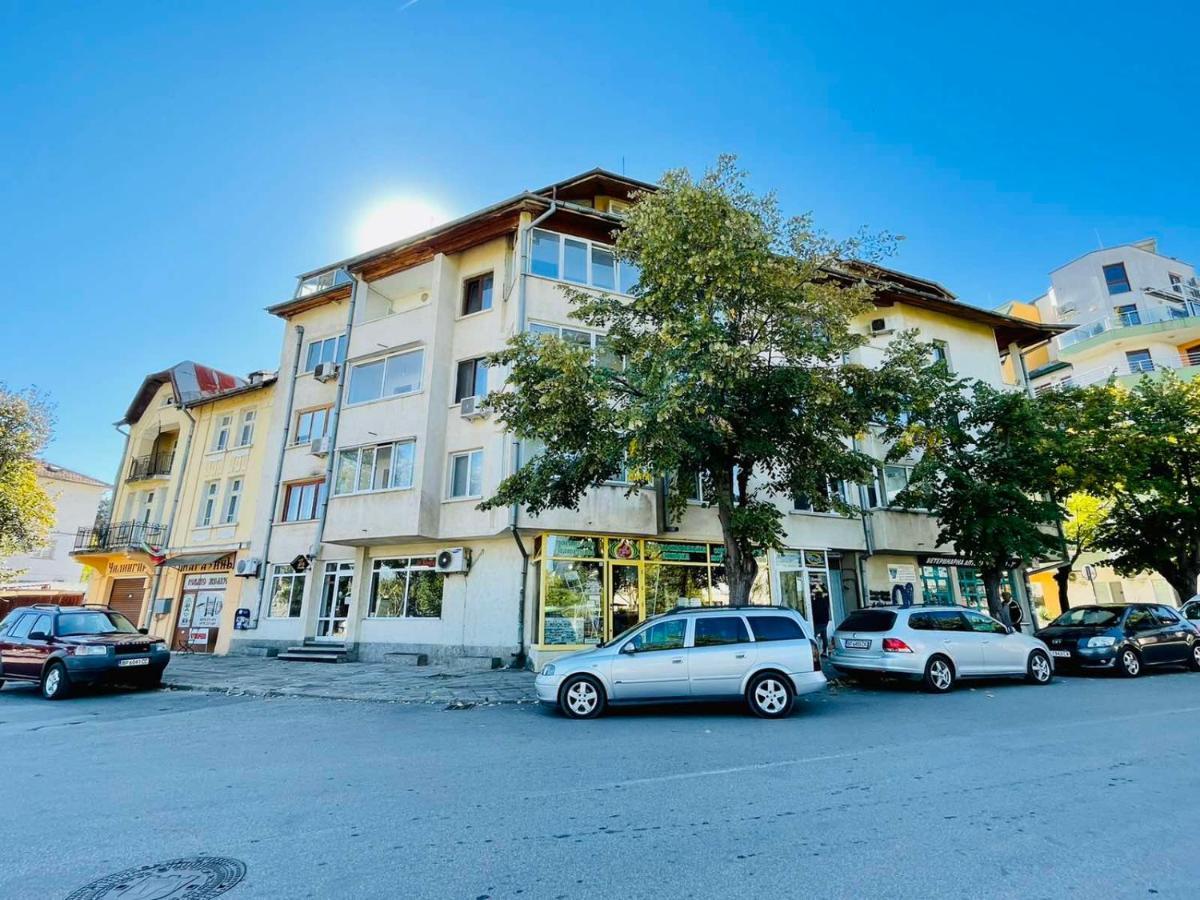 Апартаменти Panorama-М Vratsa Екстер'єр фото